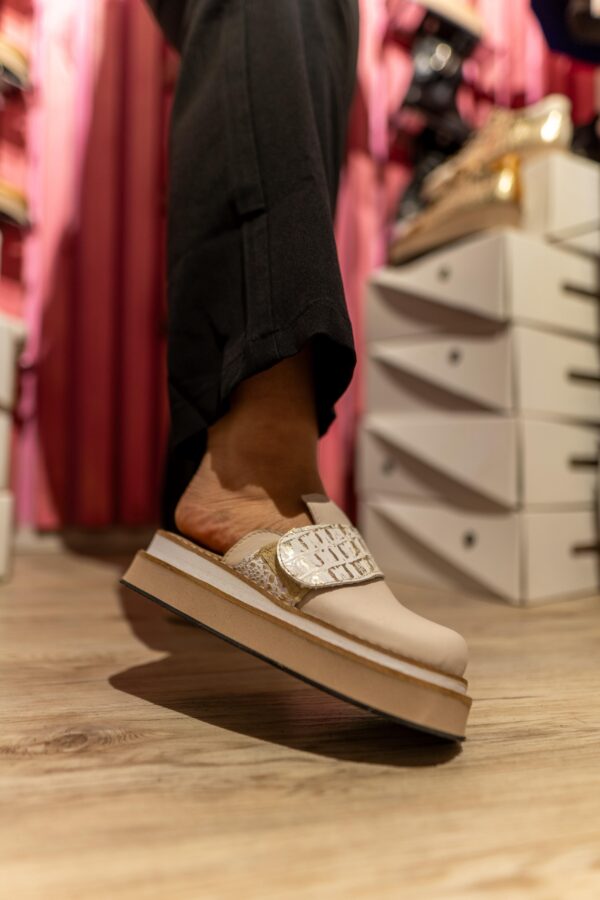 Zuecos hielo velcro - Imagen 11
