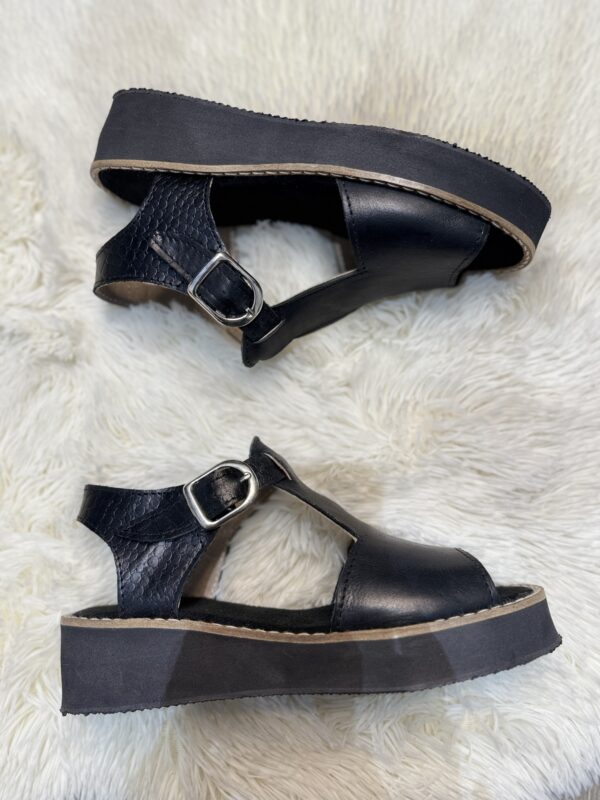 Sandalias CATU negra - Imagen 3